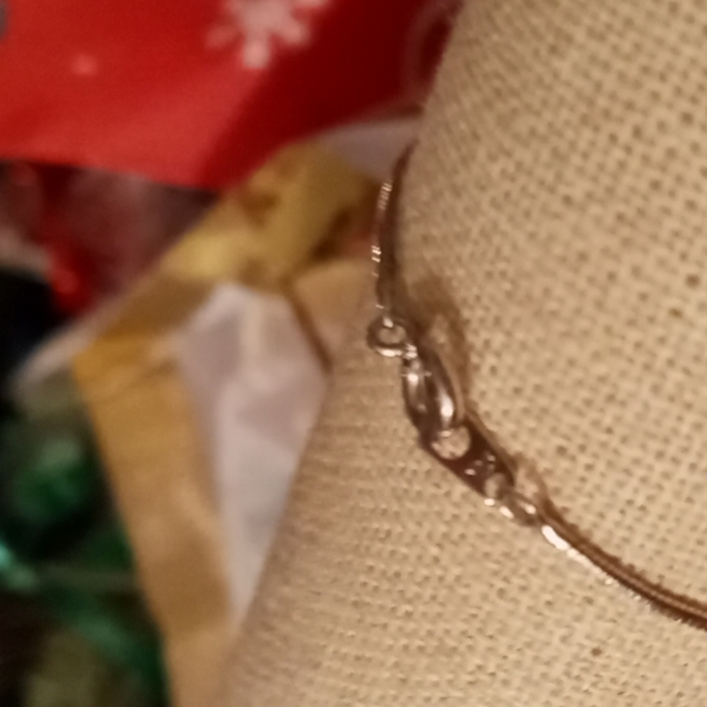 16"Silver Snake Necklace with  liquid silver bonded Tri- White Pearl Drops